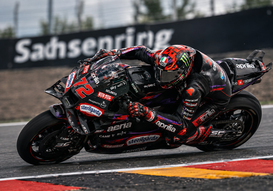 Brutta caduta di Marco Bezzecchi al GP Germania alla Q2: “Frattura scomposta alla clavicola”